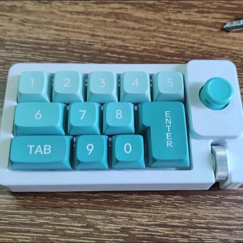 K810 Wired Numerical Mechanica - مراجعة Gaming Keyboard Mechanical وسعره