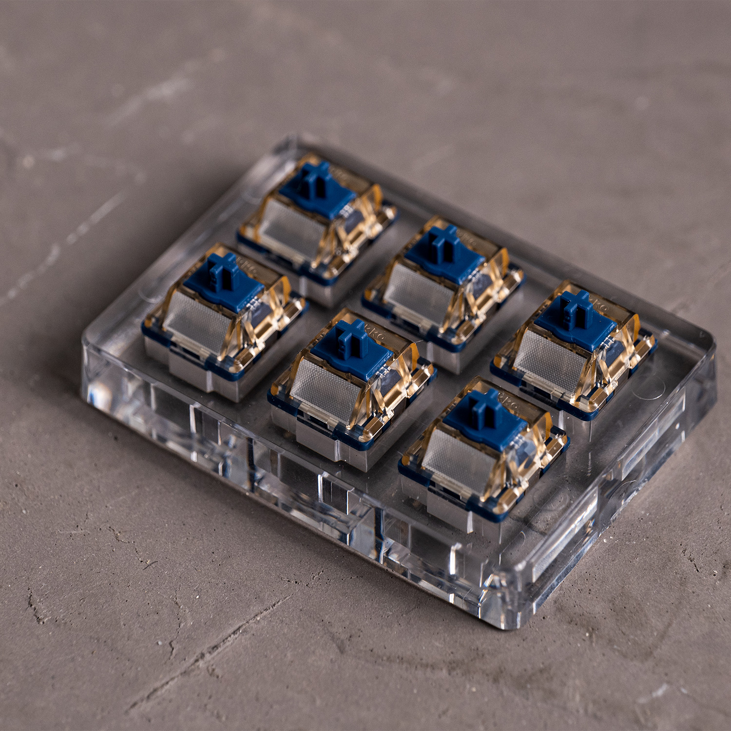 Akko Astrolink Magnetic Switch - مراجعة Keyboard Lube Kit وسعره