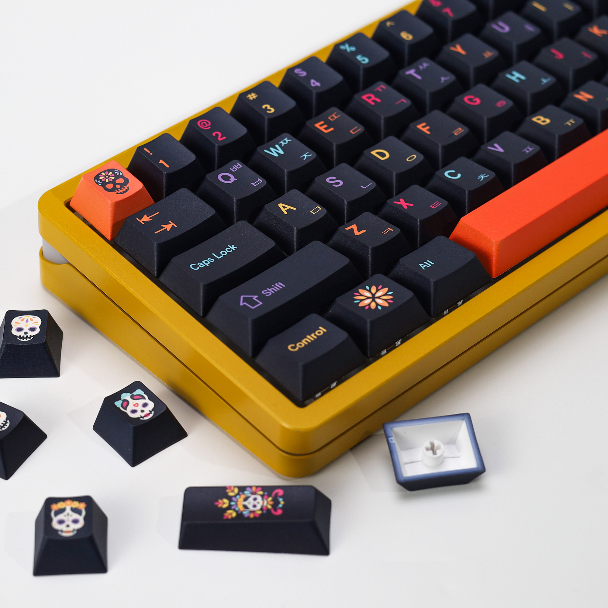 KBDiy GMK Mictlan Cherry Profi - مراجعة Gaming Keyboard No Number Pad وسعره