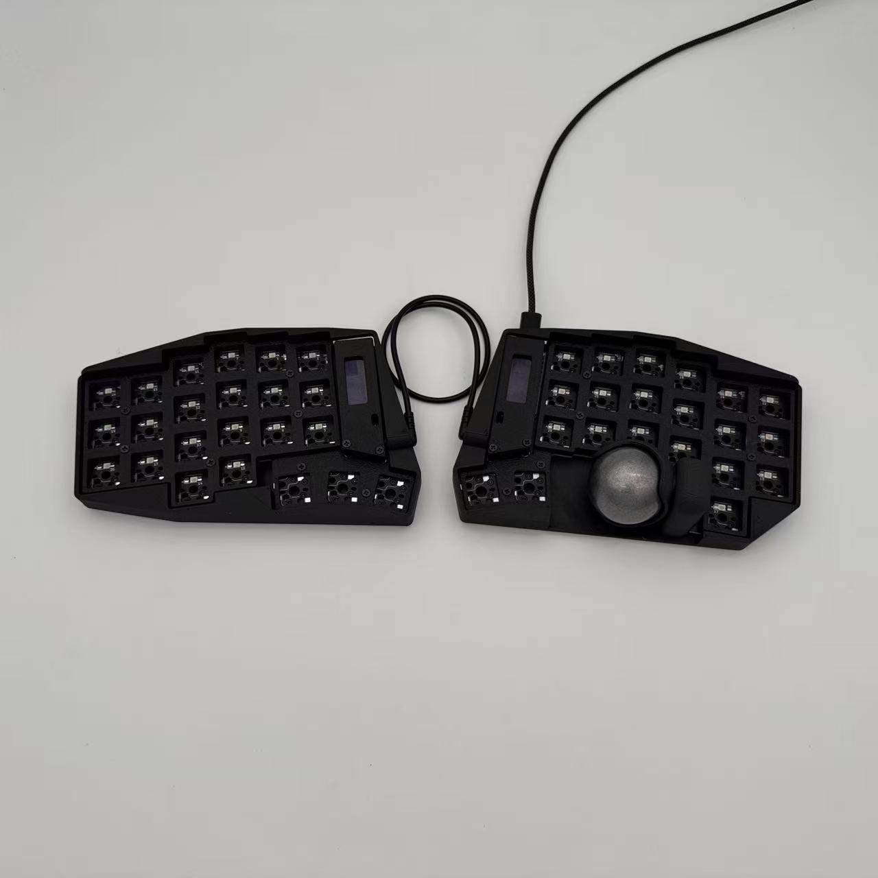 Keyball 39/44/61 Split Keyboar - مراجعة Gaming Keyboard Extension وسعره